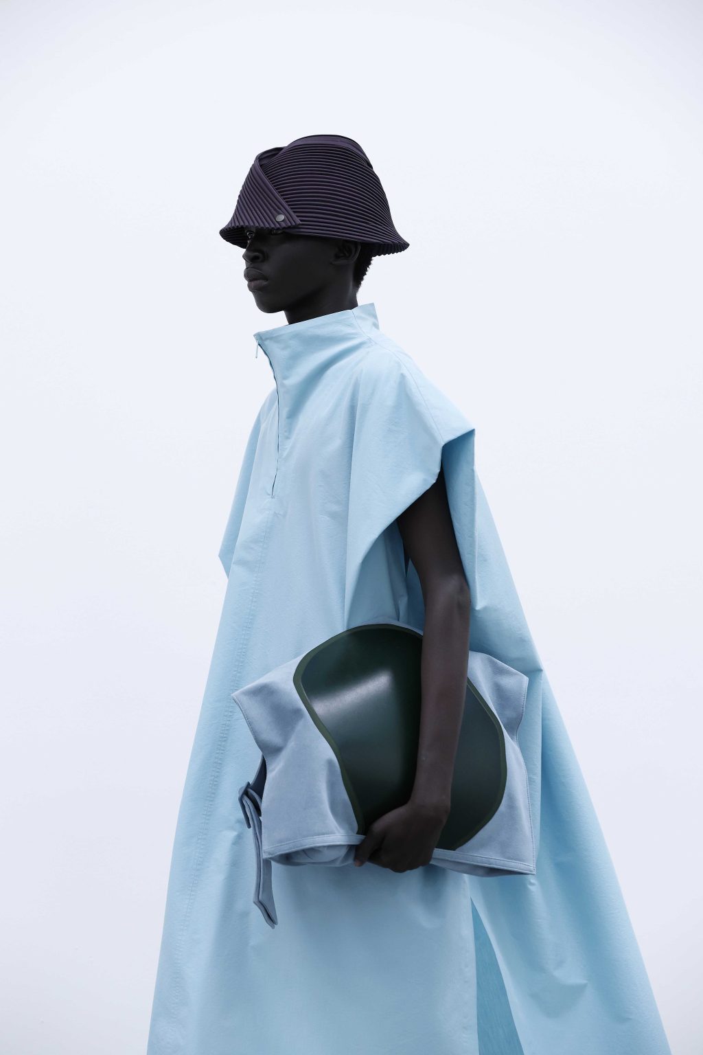 homme-pliss-issey-miyake-ronan-bouroullec