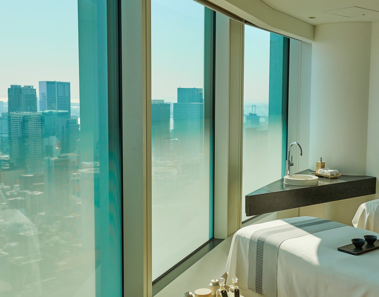 ANDAZ2